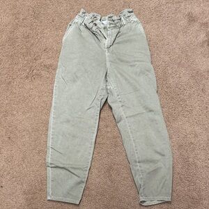 Zara women paper bag jeans. Size 4